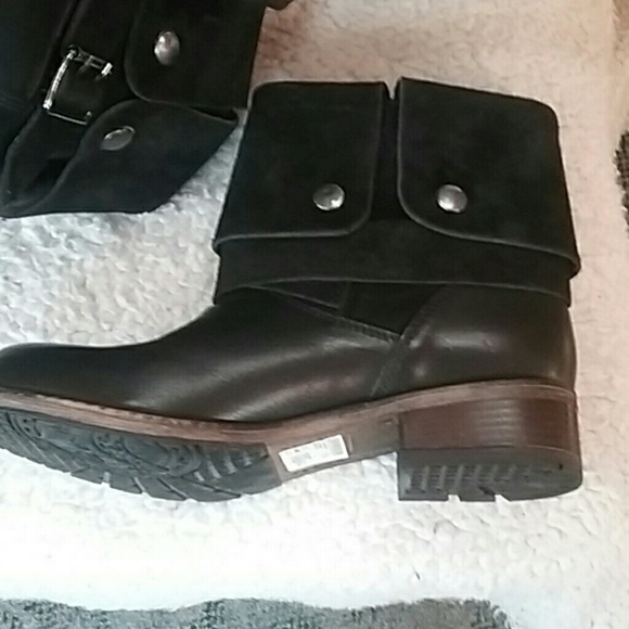 Clarks ankle booties - Picture 7 of 8